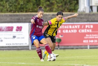 Naomi Luyet (à droite) doublement couronnée à la Swiss Football Night.